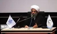 فاضل لنکرانی: تقابلی میان نقش دارو و دعا نیست