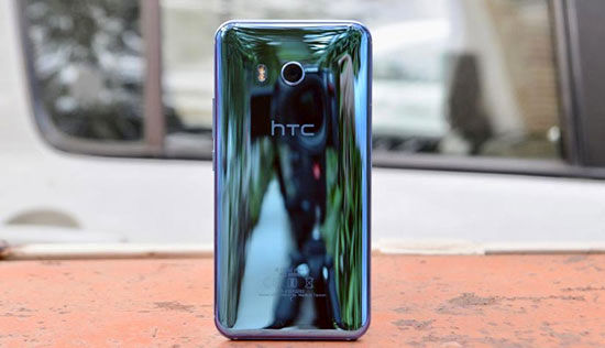 اندروید ۸ برای HTC U11  عرضه شد