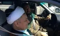 عکس: هاشمی و سید حسن در راه مشهد