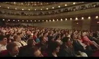 مهارت عجیب نوازنده‌ای تنها با یک ساز دهنی