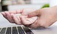 ۱۰ دلیل بروز ضعف در دست