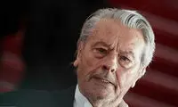 انتقاد شدید آلن دلون از رئیس‌جمهور فرانسه