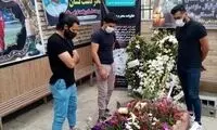 حضور ناجی تراکتور بر مزار زنده‌یاد دست‌نشان