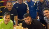 والیبال بازی کردن دو فوتبالی بدون توجه به کرونا!