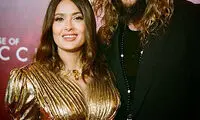 خواننده مشهور مرد، لباس عروس به تن کرد