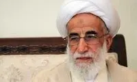 آیت‌ الله جنتی: کاهش قیمت‌ در سفره مردم پدیدار شود، آیت‌ الله مکارم: احتکار، نوعی شرک است