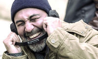 «صدای منو می‌شنوید؟» کلید می خورد