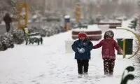 برف برخی از مدارس این شهرستان را تعطیل کرد