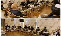 حضور هیات طالبان در سالن تشریفات فرودگاه امام