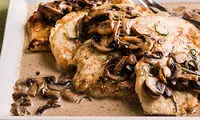 طرز تهیه خوراک مرغ و قارچ ایتالیایی