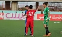اخراج جنجالی بازیکن پرسپولیسی در رشت