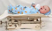 راهنمای وزن گیری نوزاد در 6 ماه اول تولد