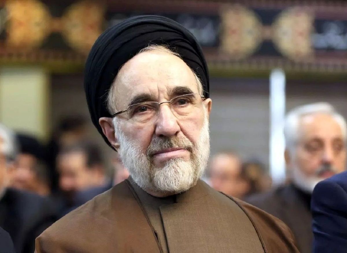   حمله تند کیهان به خاتمی؛ کارچاق‌کن ترامپ است! 