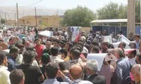 تجمع در اعتراض به عدم تائید اعتبارنامه تاجگردون!