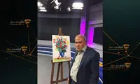 نقاش قدیمی پوستر «ساعت 5 عصر» را طراحی می‌کند