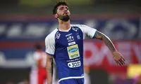 قرارداد مدافع جنجالی استقلال بالاخره تمدید شد