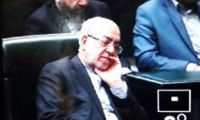 خواب و بیدار وزیر صنعت در صحن مجلس
