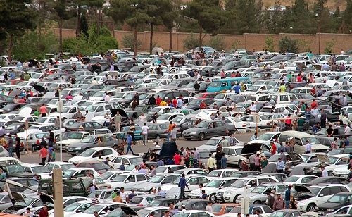 خرید و فروش خودرو در پارکینگ چیتگر