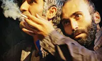 عکس: پژمان در حال سیگار کشیدن!