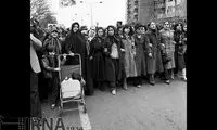 ۱۹ بهمن ۵۷؛ راهپیمایی تهرانی‌ها در حمایت از امام