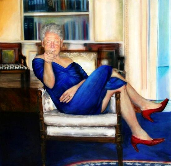 بیل کلینتون، رئیس‌جمهور اسبق آمریکا با لباس زنانه
