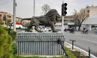 مجسمه‌هاي شيران ميدان حرّ به دو روايت