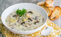 سوپ قارچ سفید؛ ساده، اما خوشمزه