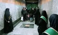 عکسی از حجاب‌بانان مترو که زاکانی باید ببیند