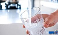 چه زمانی باید آب سرد، گرم یا ولرم بنوشیم؟