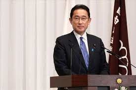 اشک‌های نخست‌وزیر ژاپن برای ترور شینزو آبه