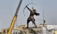 نصب مجسمه 15متری آرش کمانگیر در میدان ونک