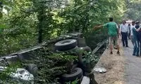 برخورد کامیون با پژو ۵ مصدوم برجای گذاشت