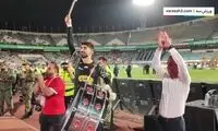 شادی معنادار بیرانوند با هواداران پرسپولیس