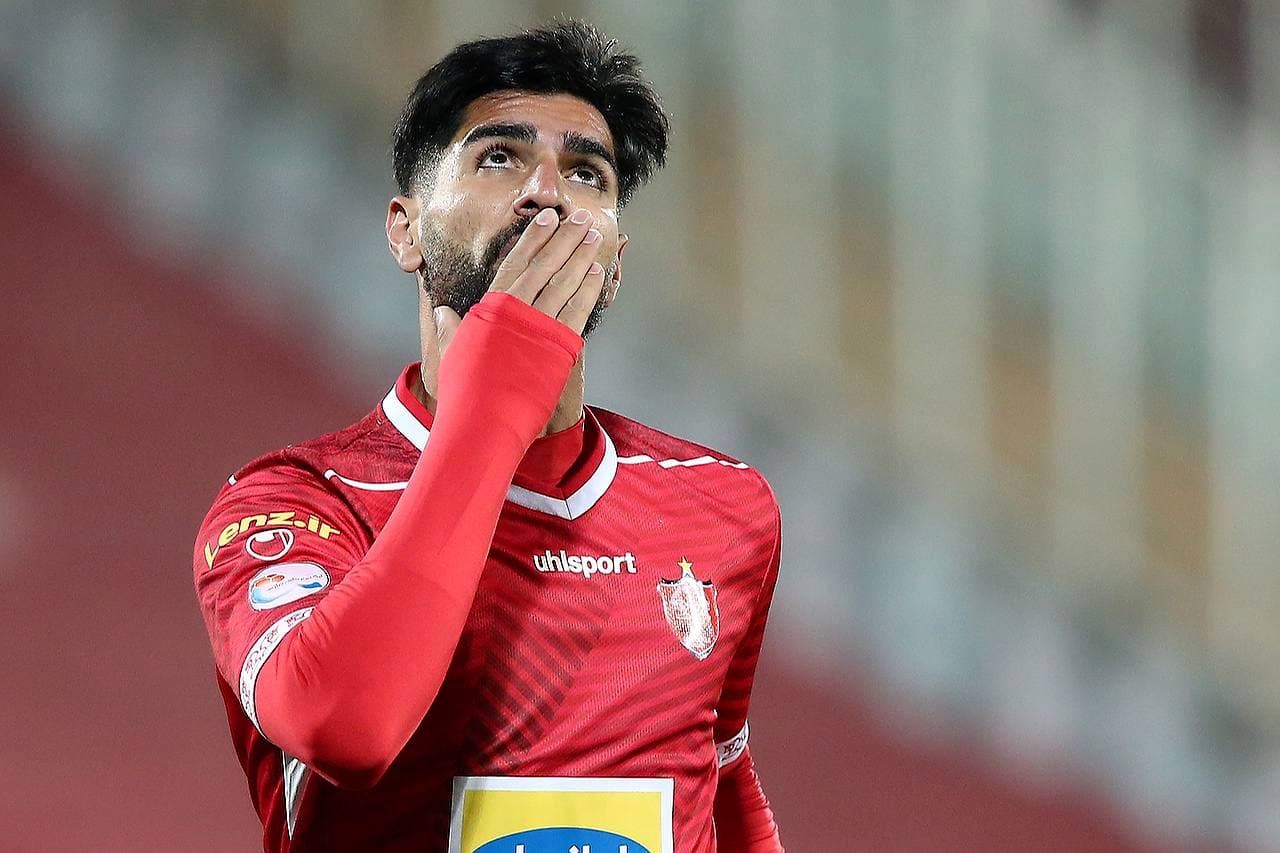 رضا اسدی در پرسپولیس ماندنی شد؟ 