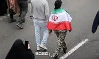 استایل ارتشی یک زن در راهپیمایی امروز تهران