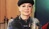 سلفی تازه گوگوش در 75 سالگی