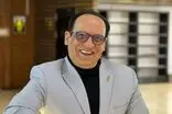 قیافه بهمن هاشمی از این رو به آن رو شده است