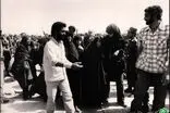 چهار زن در صندوق عقب ماشین و در حال رفتن به بهشت‌زهرا