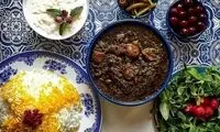 طرز تهیه خورش قورمه سبزی با گوشت قلقلی
