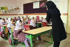 عکسی از کادوی غیرمنتظره یک دانش‌آموز در روز معلم!
