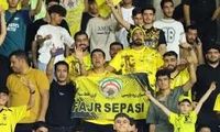 فجر آماده جنگ با استقلال است
