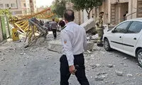 سقوط جرثقیل در تهران، ساختمان ۵ طبقه را سوراخ کرد