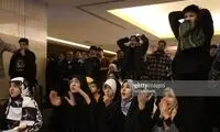 تصاویری باورنکردنی از تماشاگران در برج میلاد