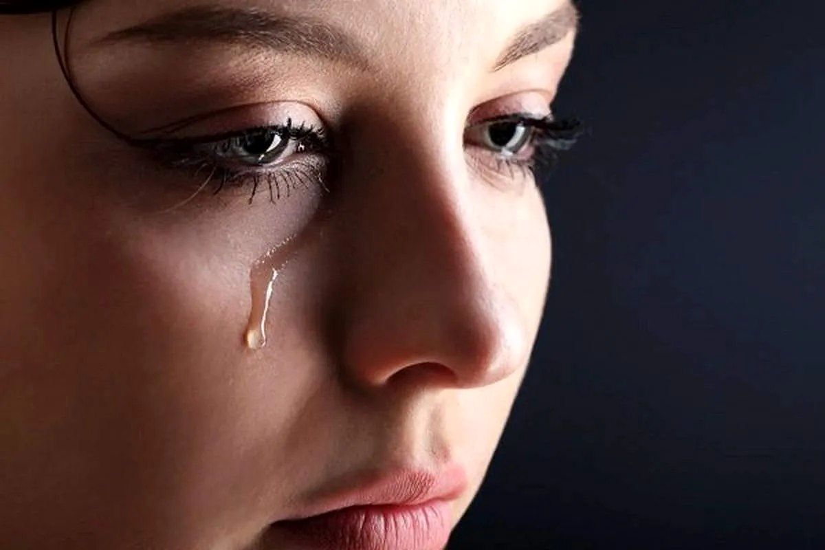   چرا گاهی بدون دلیل گریه می‌کنیم؟ 