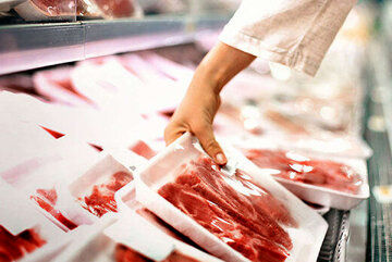 عرضه قطره‌چکانی گوشت قرمز در فروشگاه‌های زنجیره‌ای