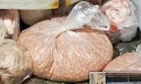 کشف صد‌ها کیلو گوشت خر در دستغیب مشهد