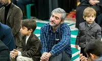 پسربچه‌ای که بعد شهادت رهبر خیلی تنها شد