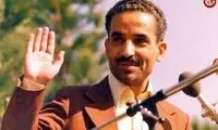 «شهید رجایی، سیداحمد خمینی و رهبر انقلاب» در کنار امام؛