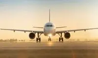 نمایی جالب از فرود موازی دو هواپیما در فرودگاه