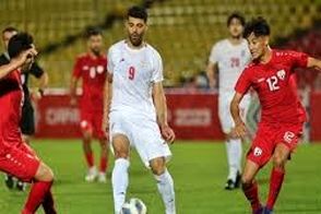 گلزن افغانستان از جهانبخش یادگاری گرفت